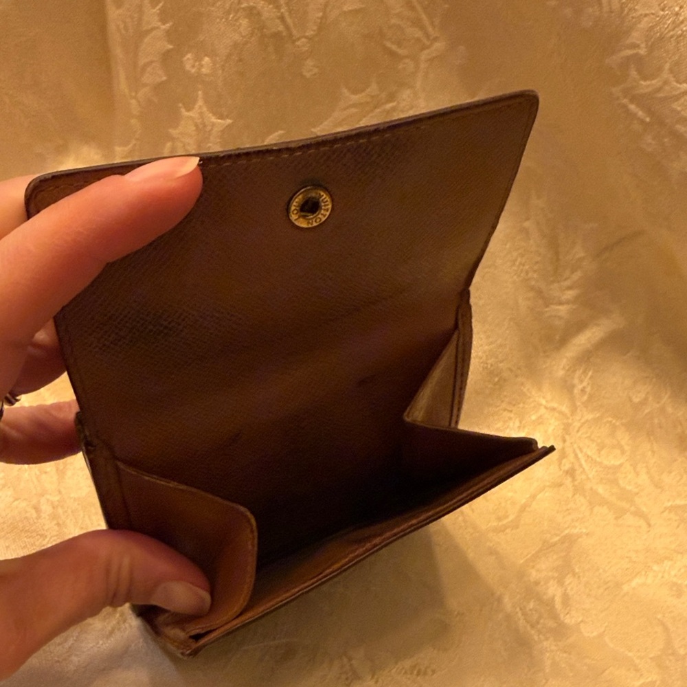 Louis Vuitton Brown and Gold Monogram Wallet - Picture 4 of 10